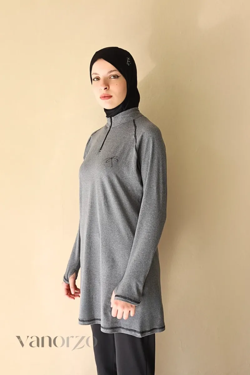 قميص رياضي طويل للنساء (Tunic) – تصميم محتشم وعصري